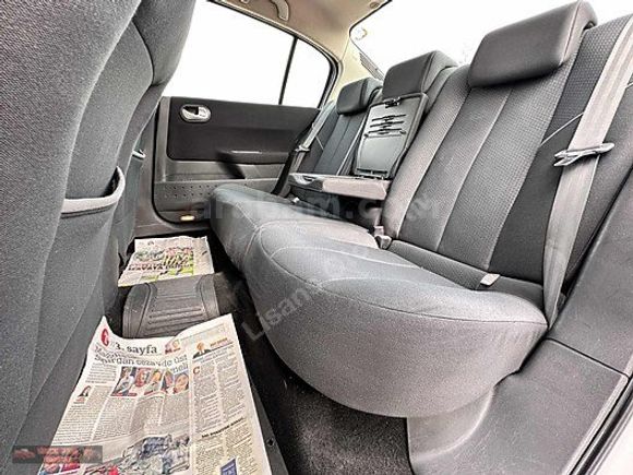 Lisans Otomotiv'den 165.000Km'de HATASIZ Beyaz Megane 2