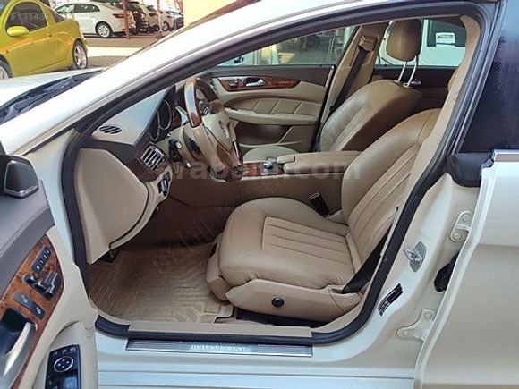 Emsalsiz CLS 350 CDi AMG 4 Matic Full+Full