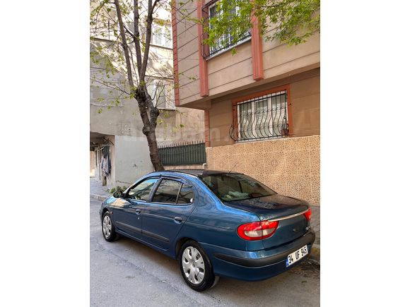AĞIR BAKIMLARI YAPILMIŞ TEMİZ MEGANE 1