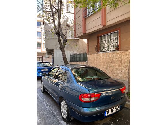 AĞIR BAKIMLARI YAPILMIŞ TEMİZ MEGANE 1
