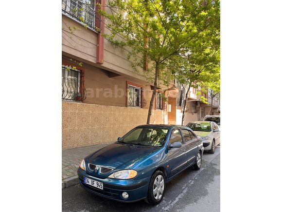 AĞIR BAKIMLARI YAPILMIŞ TEMİZ MEGANE 1