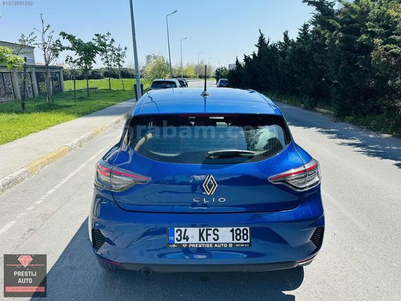 2024 CLİO 1.0 TCE OTOMATİK EVOLUTİON 45.XXX KMDE