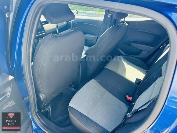 2024 CLİO 1.0 TCE OTOMATİK EVOLUTİON 45.XXX KMDE