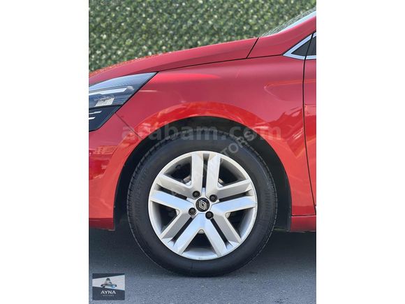 AYNA MOTORS 2024 CLIO 1.0TCE EVOLUTION OTOMATİK G.GÖRUŞ 16.000KM
