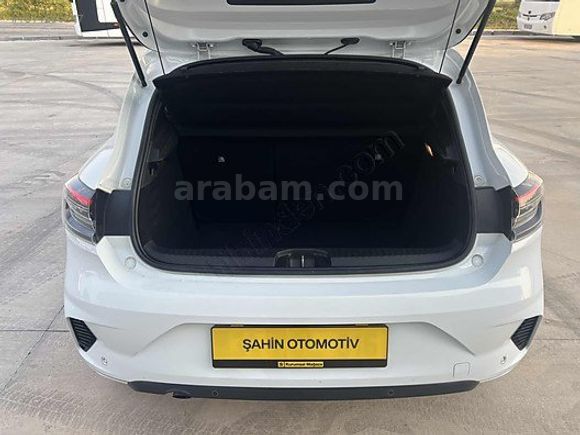 2024 RENAULT CLİO 1.0 TCE EVOLUTİON OTOMATİK HATASIZ