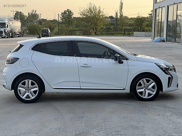 2024 RENAULT CLİO 1.0 TCE EVOLUTİON OTOMATİK HATASIZ