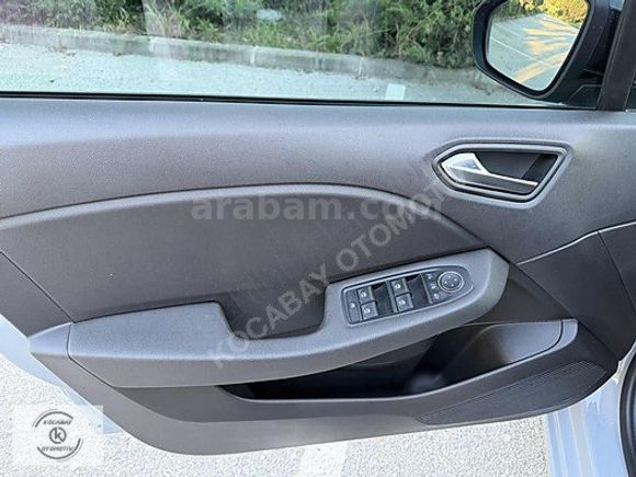 KOCABAY'dan 2024 RENAULT CLIO 1.0TCE EVOLUTİON 57.000 KM HATASIZ