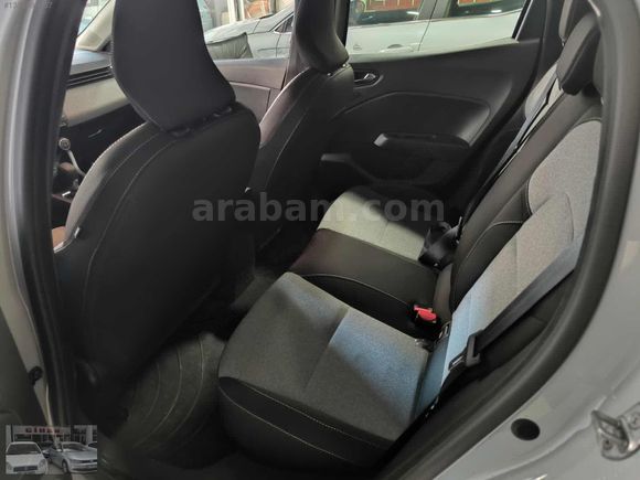 2025 HATASIZ BOYASIZ 12.000 KM SIFIR GİBİ TRAMERSİZ FAB GARAN