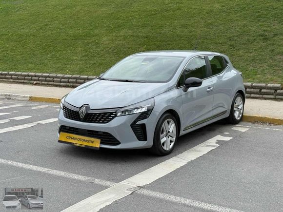2025 HATASIZ BOYASIZ 12.000 KM SIFIR GİBİ TRAMERSİZ FAB GARAN