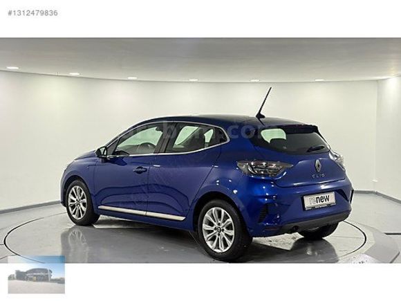 2025 Clio Evolution X-tronic 8.457 KM/ "%0,79 KREDİ"