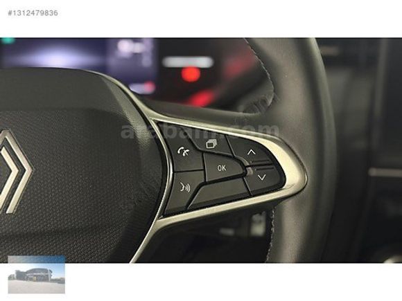 2025 Clio Evolution X-tronic 8.457 KM/ "%0,79 KREDİ"