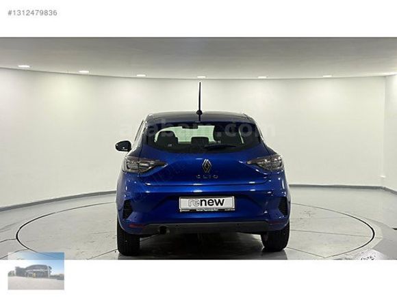 2025 Clio Evolution X-tronic 8.457 KM/ "%0,79 KREDİ"