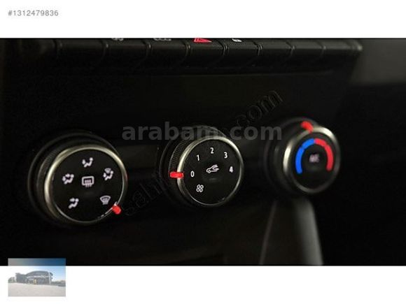 2025 Clio Evolution X-tronic 8.457 KM/ "%0,79 KREDİ"
