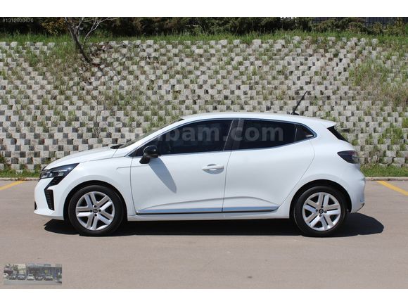 HATASIZ BOYASIZ 2024 MODEL CLİO 1.0 TCE EVOLUTİON OTOMATİK