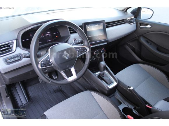 HATASIZ BOYASIZ 2024 MODEL CLİO 1.0 TCE EVOLUTİON OTOMATİK