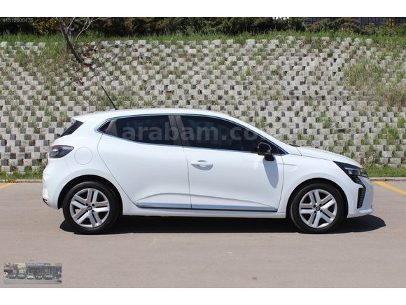 HATASIZ BOYASIZ 2024 MODEL CLİO 1.0 TCE EVOLUTİON OTOMATİK