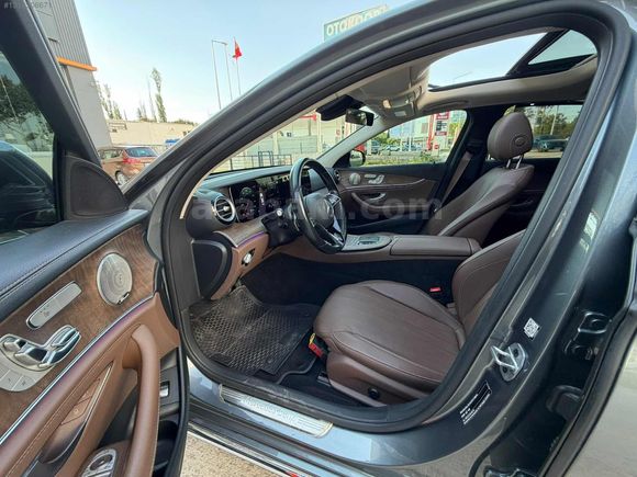DB OTOMOTİVDEN E200d EXCLUSIVE 57000km VAKUMLU