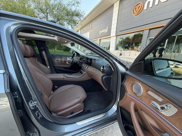 DB OTOMOTİVDEN E200d EXCLUSIVE 57000km VAKUMLU