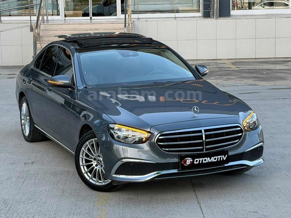 DB OTOMOTİVDEN E200d EXCLUSIVE 57000km VAKUMLU