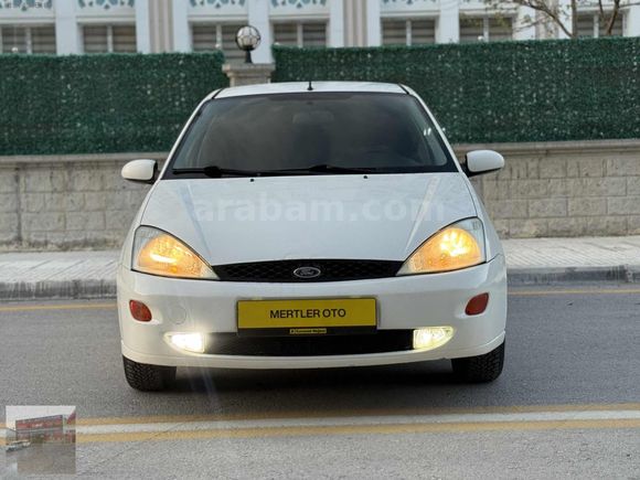MERTLER OTO'DAN 2001 MODEL TEMİZ FORD FOCUS