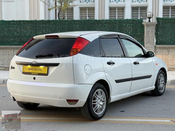 MERTLER OTO'DAN 2001 MODEL TEMİZ FORD FOCUS