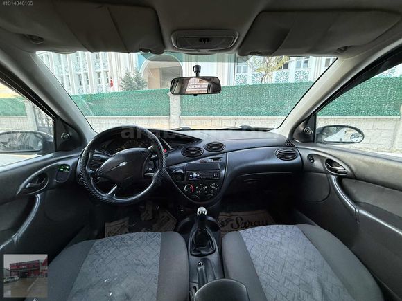 MERTLER OTO'DAN 2001 MODEL TEMİZ FORD FOCUS