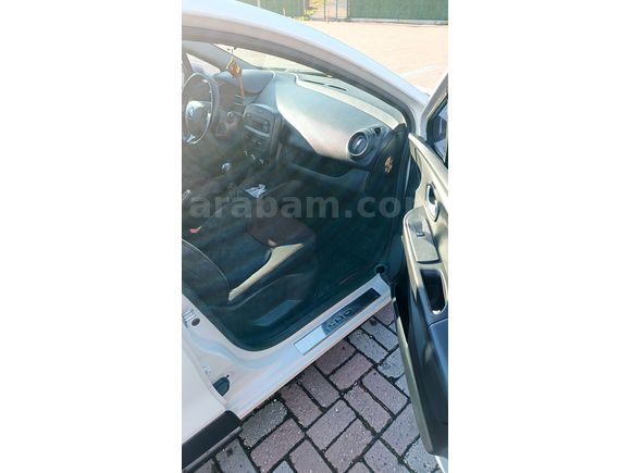 Sahibinden Renault Clio 1.5 dCi Joy 2015 Model 