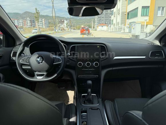 Sahibinden Renault Megane 1.3 TCe Icon 2025 Model Karabük