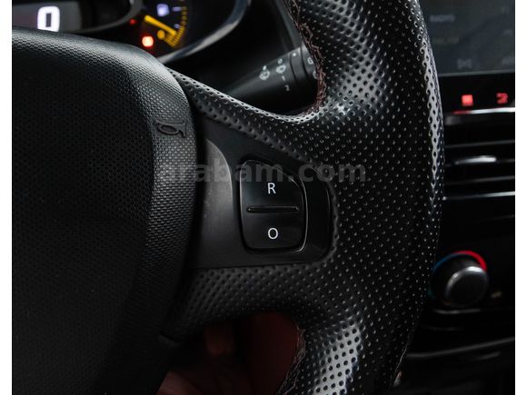 OMS OTOMOTİV'DEN 2015 CLİO TOUCH %0 FAİZ KREDİ KAMPANYASI