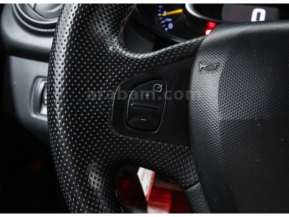 OMS OTOMOTİV'DEN 2015 CLİO TOUCH %0 FAİZ KREDİ KAMPANYASI