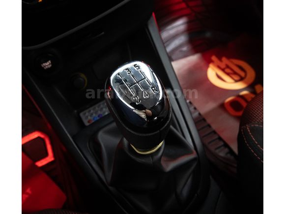 OMS OTOMOTİV'DEN 2015 CLİO TOUCH %0 FAİZ KREDİ KAMPANYASI