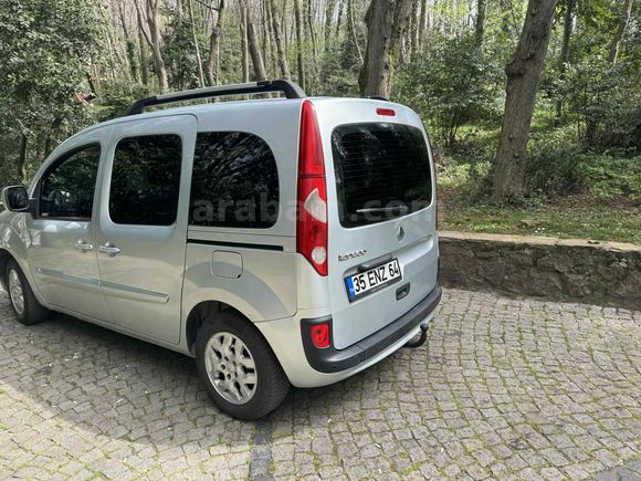 Sahibinden çeki demirli Renault Kangoo Multix 1.5 dCi Extreme 2012 Model 