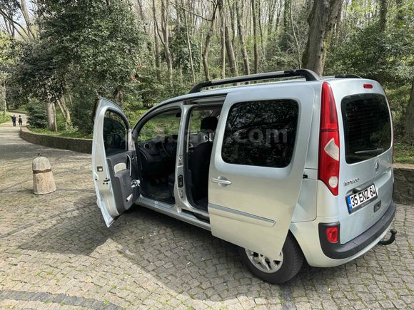 Sahibinden çeki demirli Renault Kangoo Multix 1.5 dCi Extreme 2012 Model 
