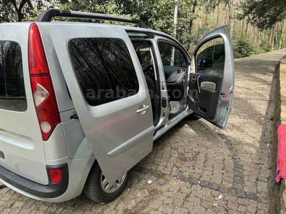 Sahibinden çeki demirli Renault Kangoo Multix 1.5 dCi Extreme 2012 Model 