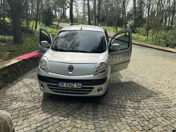 Sahibinden çeki demirli Renault Kangoo Multix 1.5 dCi Extreme 2012 Model 