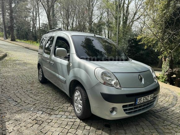 Sahibinden çeki demirli Renault Kangoo Multix 1.5 dCi Extreme 2012 Model 