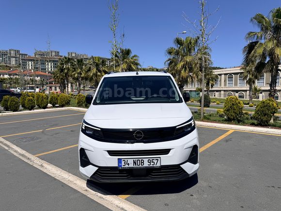 Sahibinden Opel Combo 1.5 CDTI Essential 2025 Model 