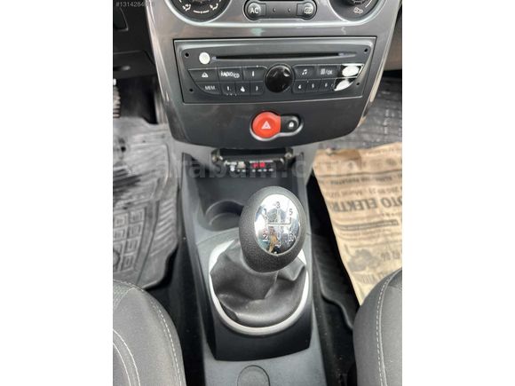96 BİN DE HATASIZ CLIO 3