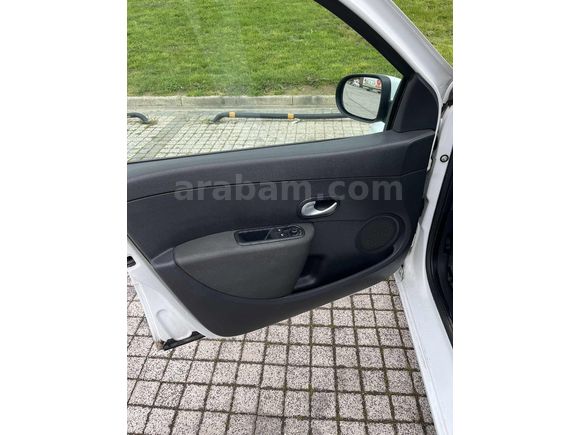 96 BİN DE HATASIZ CLIO 3