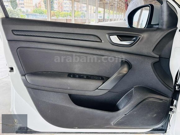 2020 RENAULT MEGANE 1.5 BLUE DCİ TOUCH 130.000 KM