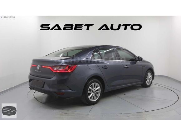 SABET AUTO RENAULT MEGANE TOUCH TESLA EKRAN