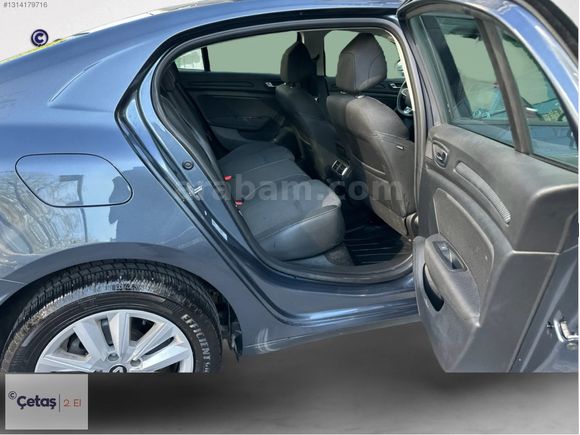 ÇETAŞ RENAULT'DAN 2025 MEGANE 1.5 BLUEDCI TOUCH EDC 115 HP