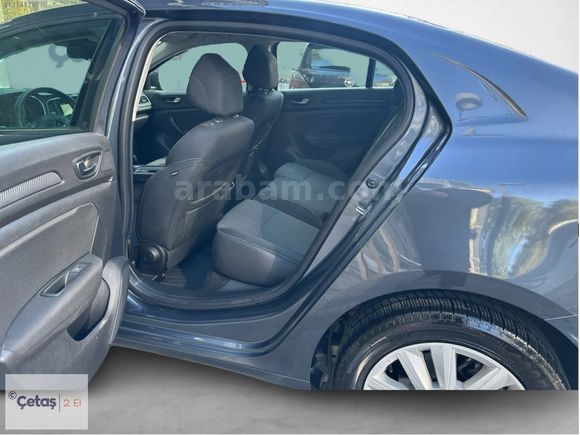 ÇETAŞ RENAULT'DAN 2025 MEGANE 1.5 BLUEDCI TOUCH EDC 115 HP