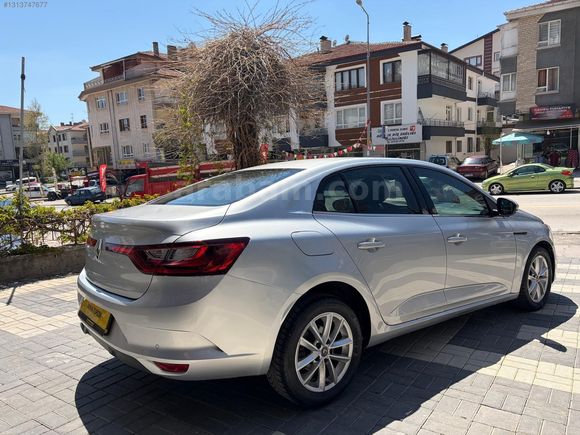 AVVA'DAN 2020 RENAULT MEGANE 4 TOUCH 1.5 BLUEDCİ %20 KDV'Lİ!!!