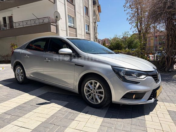 AVVA'DAN 2020 RENAULT MEGANE 4 TOUCH 1.5 BLUEDCİ %20 KDV'Lİ!!!