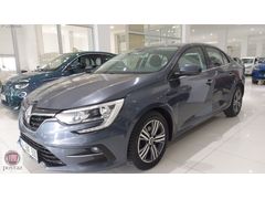 FİAT POYRAZDAN %0,69 FAİZLE 2022 RENAULT MEGANE 1.5DCI TOUCH