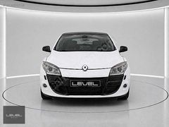 LEVEL GRUP'TAN HATASIZ AYARINDA 2.5 PARÇA BOYALI MEGANE COUPE