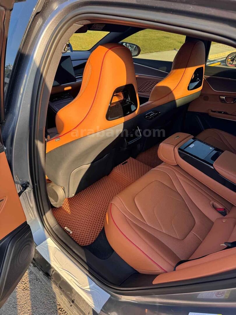 Sahibinden BYD Han Executive 2025 Model Kocaeli 7.200 km Gri (metalik) 3