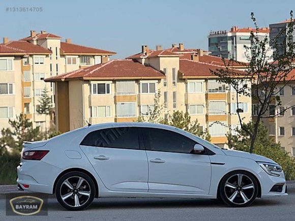 BAYRAM OTOMOTİV DEN HATASIZ MEGANE