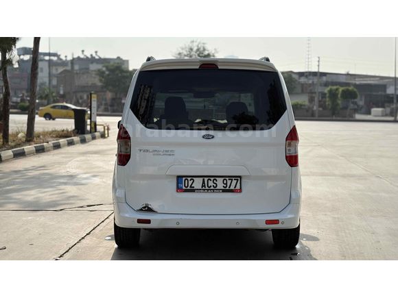 Sahibinden Ford Tourneo Courier 1.6 TDCi Titanium 2017 Model 